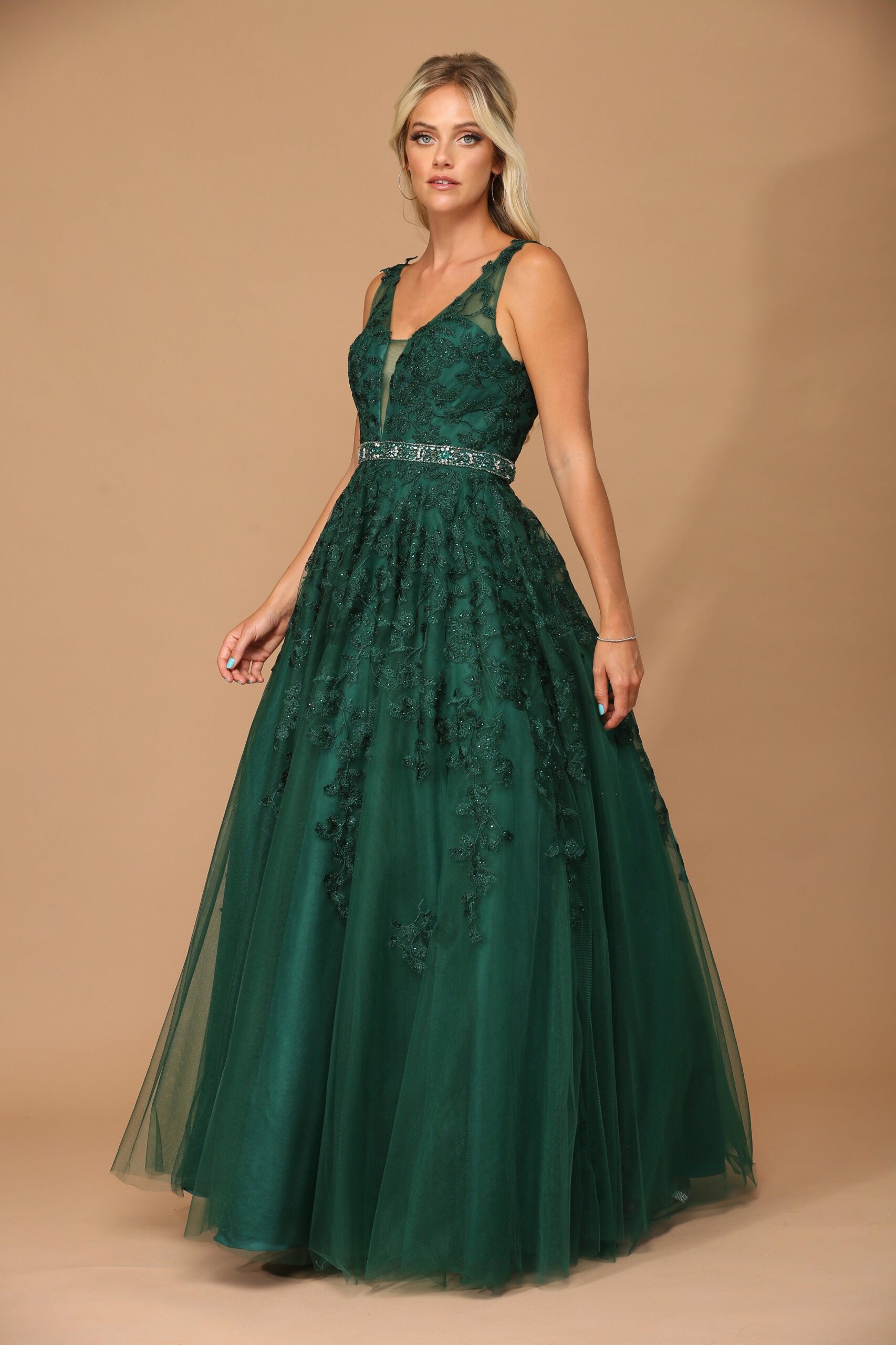 Long Formal Sleeveless Prom Ball Gown - Image 14