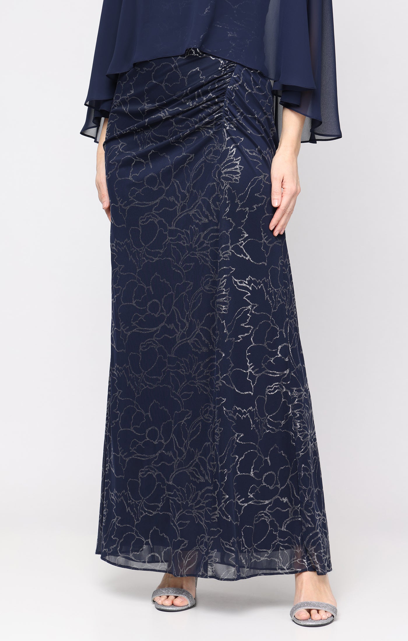 SL Fashions 9233291 Bateau Floor-Length Chiffon Evening Dress Capelet - Image 3